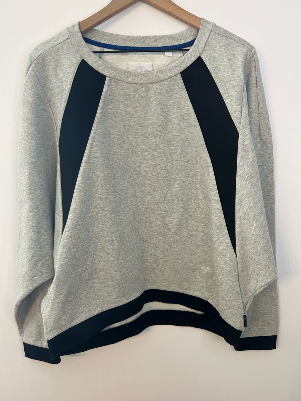 North Sails Women’s Gray and Black Sweatshirt, Size XL